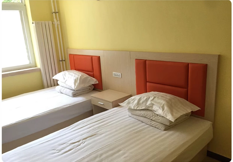 Nội thất khách sạn Bắc Kinh trọn bộ Cho thuê giường tựa đầu Khung giường khách sạn Express giường mềm kệ tivi giá rẻ