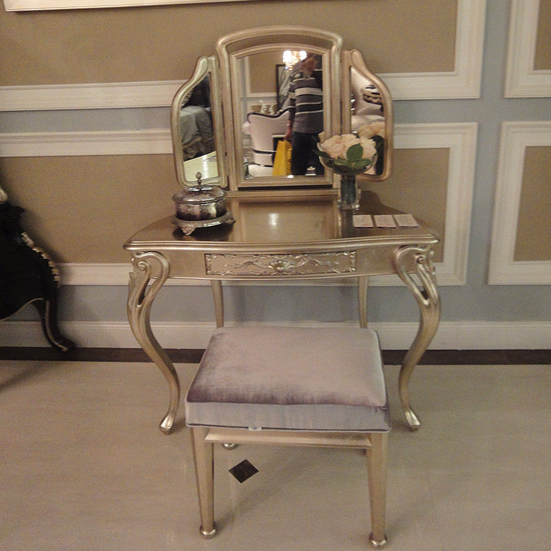 �������¹ŵ���ױ̨ZT-032