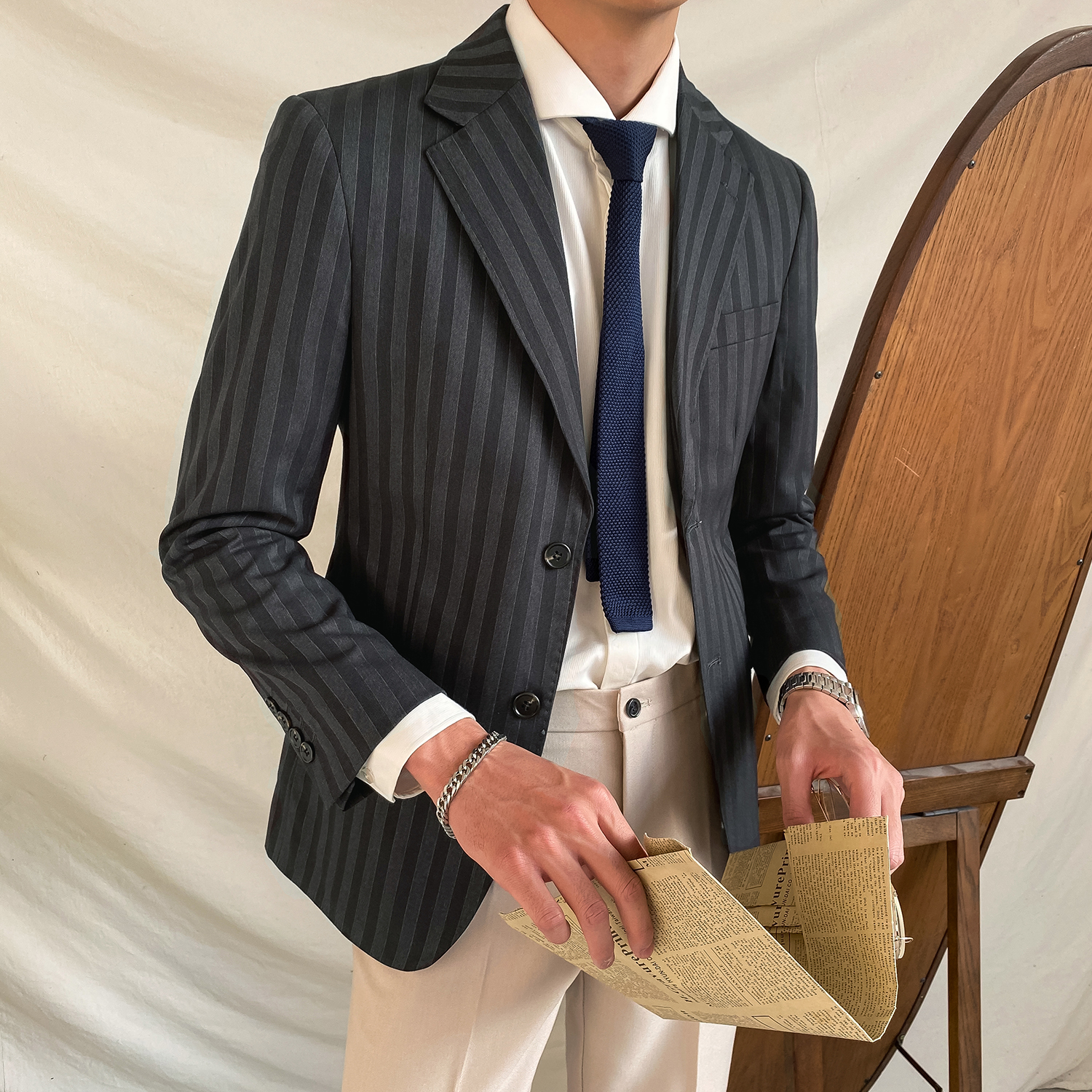 Spring and Autumn Strip Gray Small Suit Top Men Han Edition Leisure Super Business Costume