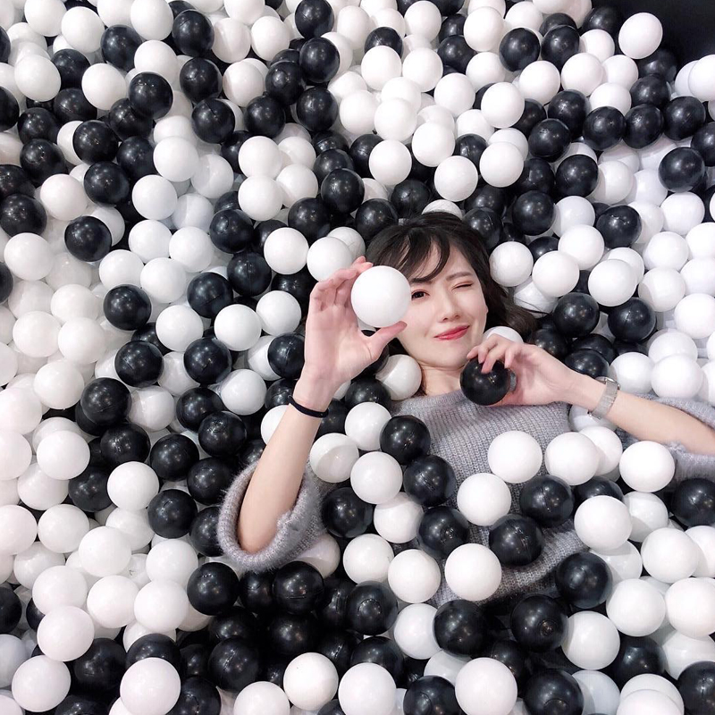 Net Red Ocean Ball Bobo Ball Macaron Transparent White Bobo Ball Pool Milk Tea Shop Room Decoration Interior Games