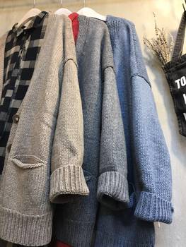 Winter loose large size v-neck artistic style long-sleeved cardigan