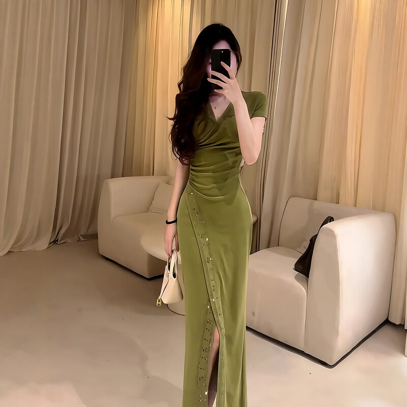 French-Style Heavy-Duty Rhinestone Embellished Slit Dress for Women, 2026 Summer New Model, Pleated Waist-Slimming Elegant Bodycon Long Dress