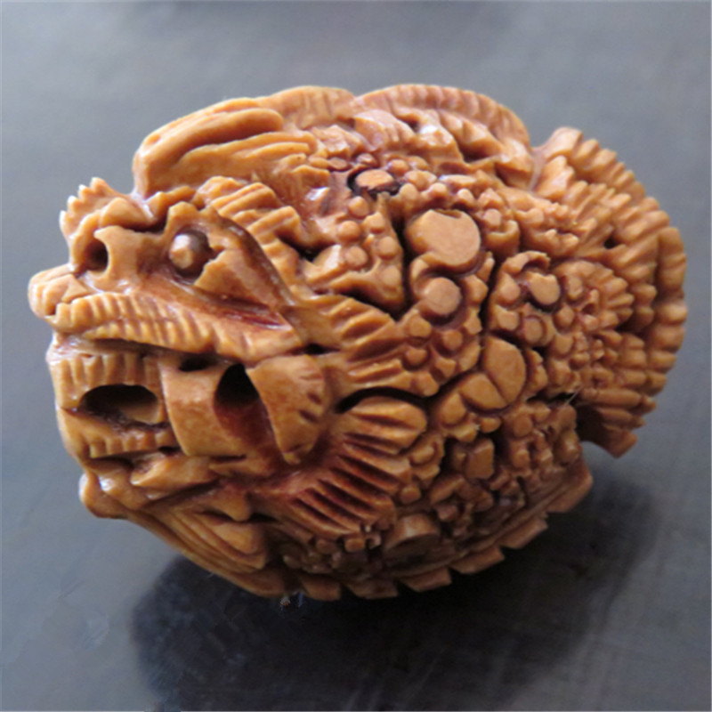 Peach core carving bracelets handmade Wenwan core carving boutique big fish pendant wild core carving peach basket accessories