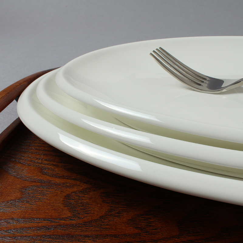 Ceramic hotel tableware dish dish dish household oval egg white, thick and big fish never plate plate