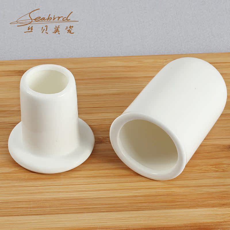 Pure white circular household hotel restaurant bar ceramic ashtray ashtray toothpicks extinguishers