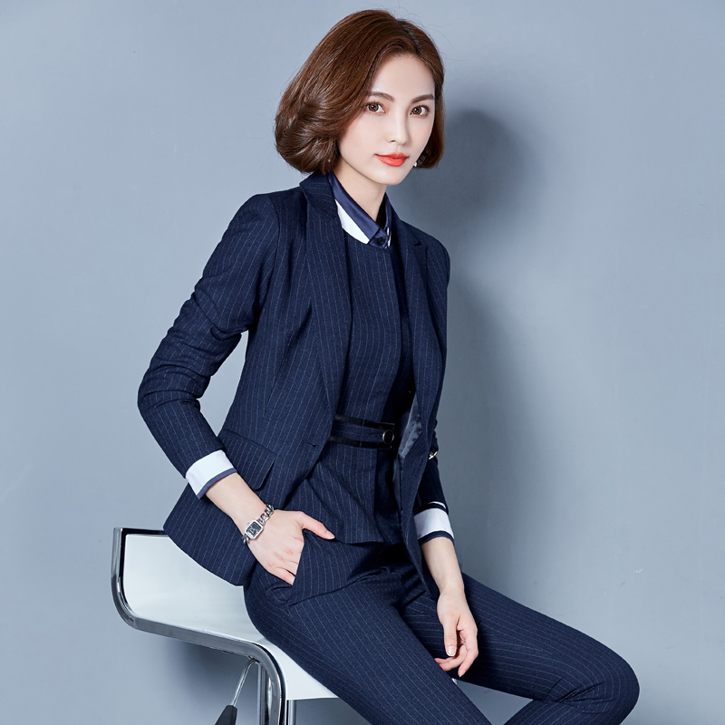 Tailleur femme - Ref 3244122 Image 4