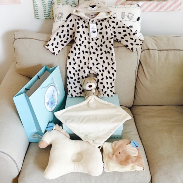 Coffret cadeau pour nouveau-né - Vêtements + Fournitures - Ref 1952177 Image 30