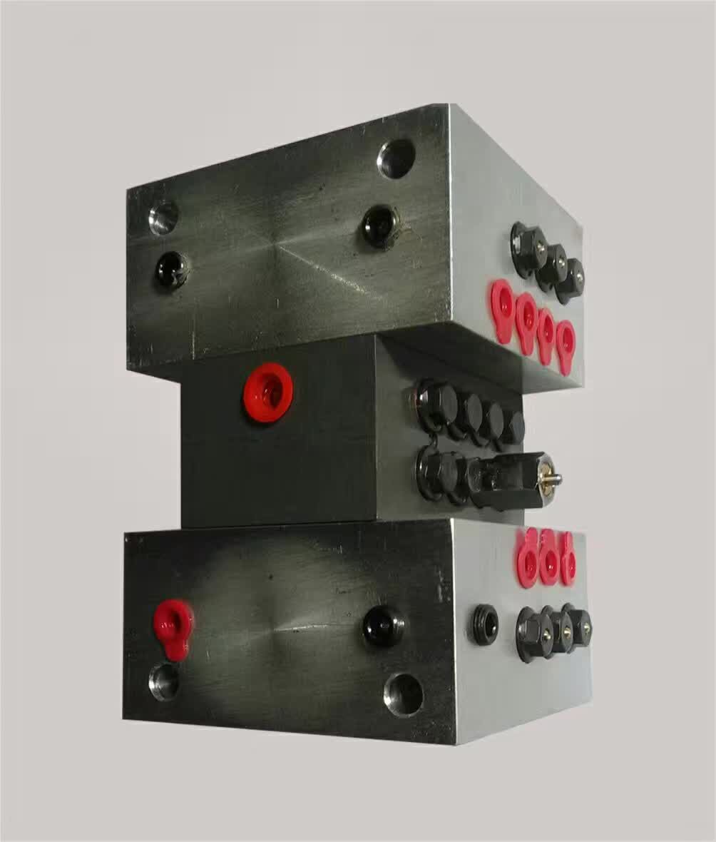 Concrete pump cart Three-one-one-one-one-in-one-out-of-the-pump car accessories Dispensing Valve Progressive dispenser 14-hole I-Taobao