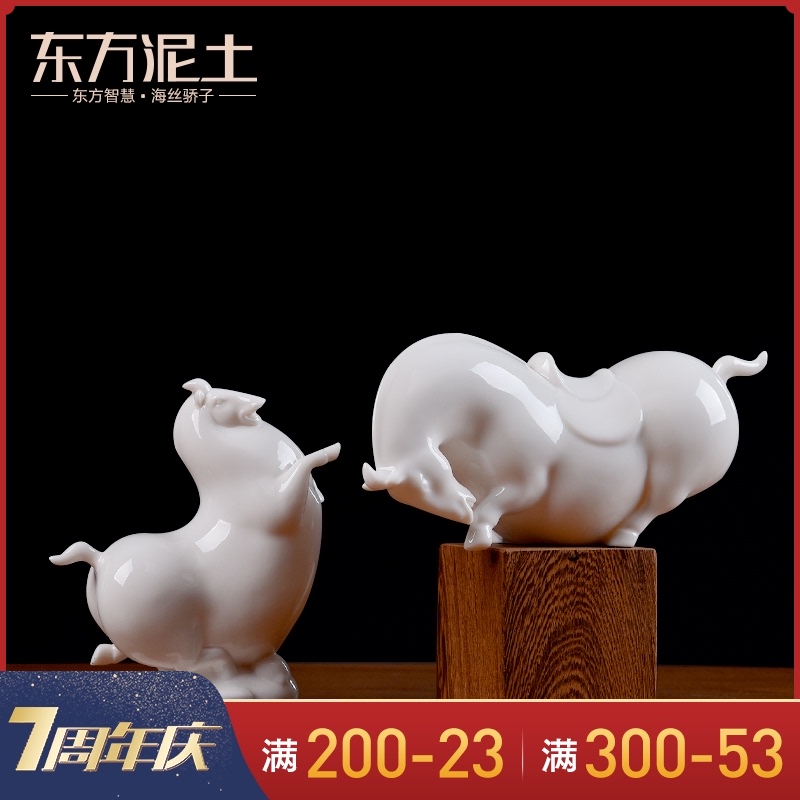 Oriental earth ceramics Tang Mama ornaments New Chinese living room study bookshelf Bogu frame Decorative small crafts