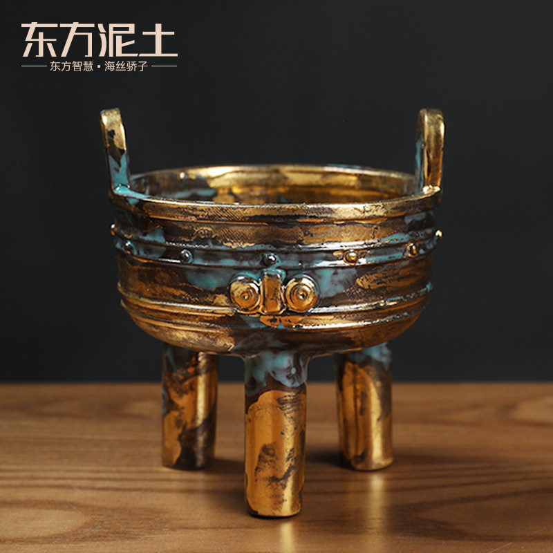 Oriental earth ceramic imitation antique small wire fragrant incense stove swinging piece Zen Serie tea room Space ancient bronze color Three-foot violin stove