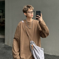 Темно коричневый