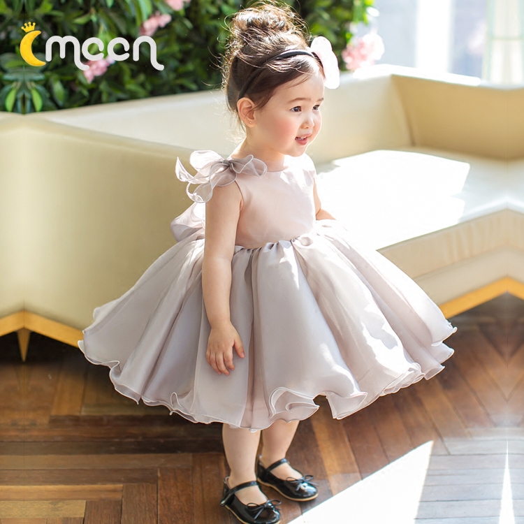 Children's Gown Fluffy Yarn Little Flower Girl Wedding Princess Skirt Girl hosts a performance evening gown The baby is a week old