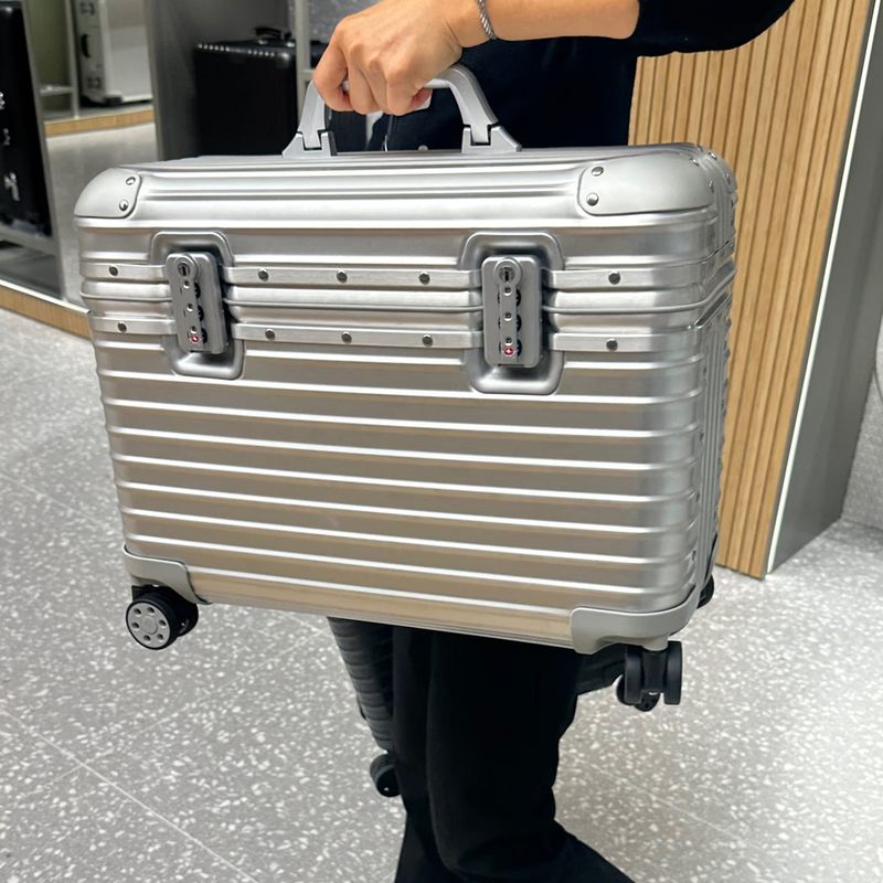 All-Aluminum Magnesium Alloy Photography Trolley Case 18inch Luggage Suitcase with Universal Wheels for Men 25 Women 22 Captain Boarding Travel Suitcase 20