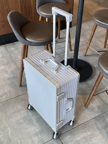 Универсальный чемодан, тележка