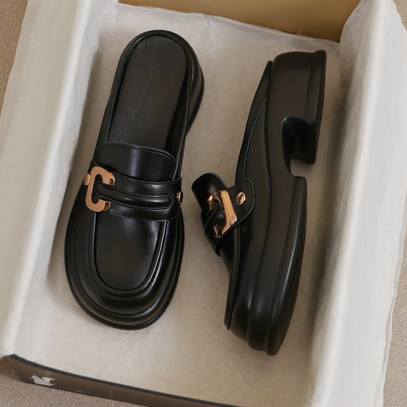 Cowhide Version ~ Women's Half-Slippers with Closed Toe, 2026 New Summer Model, Black Thick-Soled Sandals, Size 34, Suitable for Outdoor Wear, Small Leather Shoes