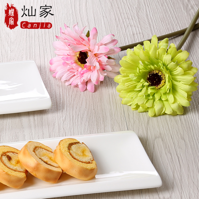 European white ceramic plate snack cakes creative dinner plate plate plate rectangular strip of bread of sushi tableware