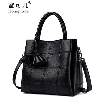 大容量手提包软皮单肩斜挎中年女包2018新款