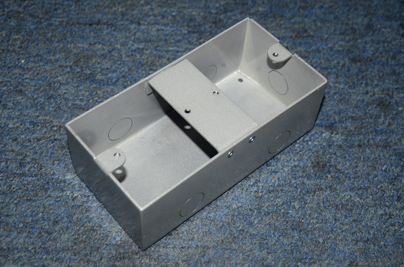 Socket bottom case Iron box Standard 172X86 bottom case can be made external power supply as row insertion wall insert bottom case
