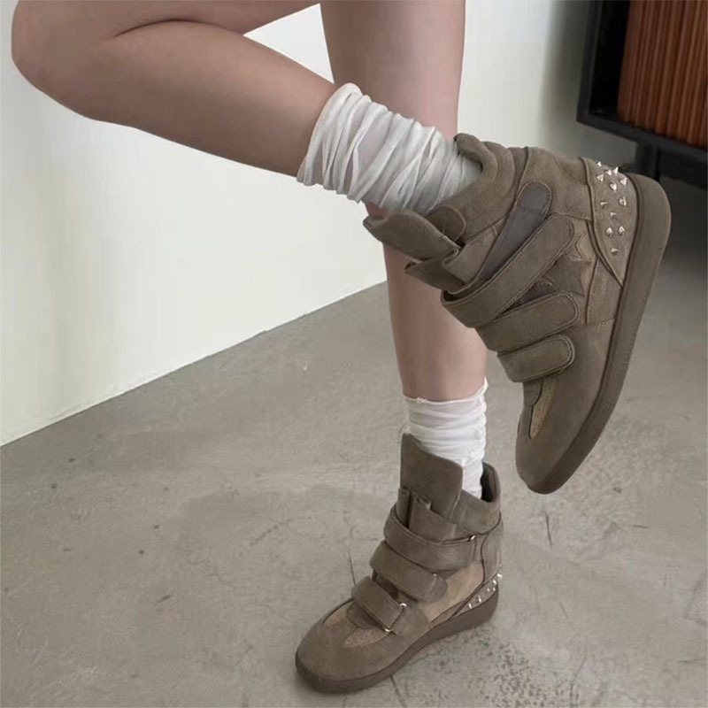 Thick-Soled High-Top Shoes 2025 Winter New German Training Shoes with Velcro and Rivets, Casual Shoes with Retro Style and Internal Height Increase for Women