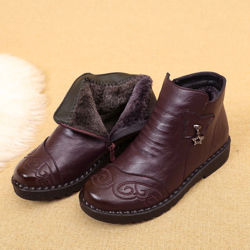 VioletMom shoes cotton-padded shoes female shoes winter Short boots middle age keep warm Plush soft sole non-slip comfortable Middle aged and old people leather shoes