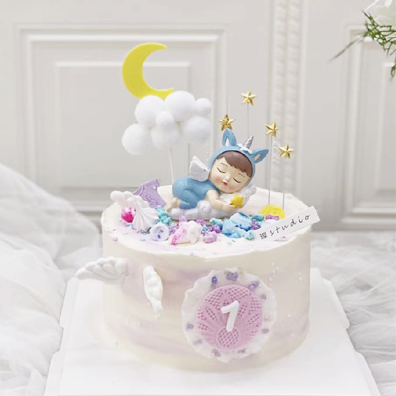 Seven New Year's Eve cake decorations at the mercy of Aisha Unicorn Groveling Sleeping Doll Baby Birthday Baking Accessories