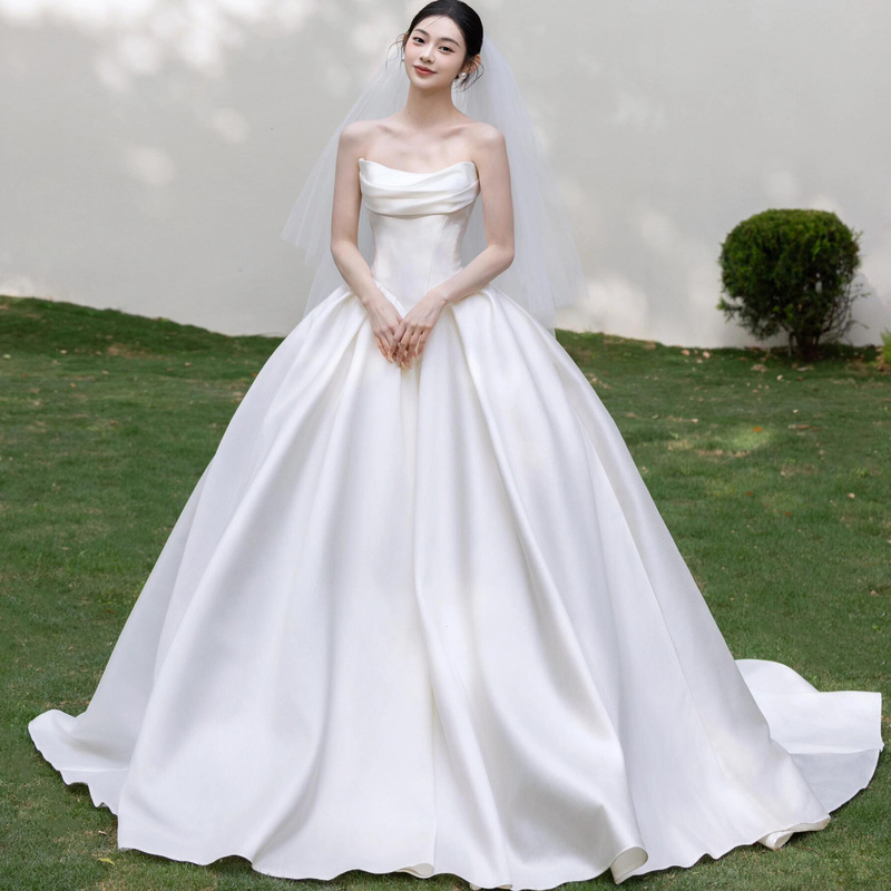 French-Style Satin Strapless Light Wedding Dress 2026 New Model High-End Bride's Main Dress Simple Retro Forest Style French-Style Satin Strapless Light Wedding Dress 2026 New Model High-End Bride's Main Dress Simple Retro Forest Style