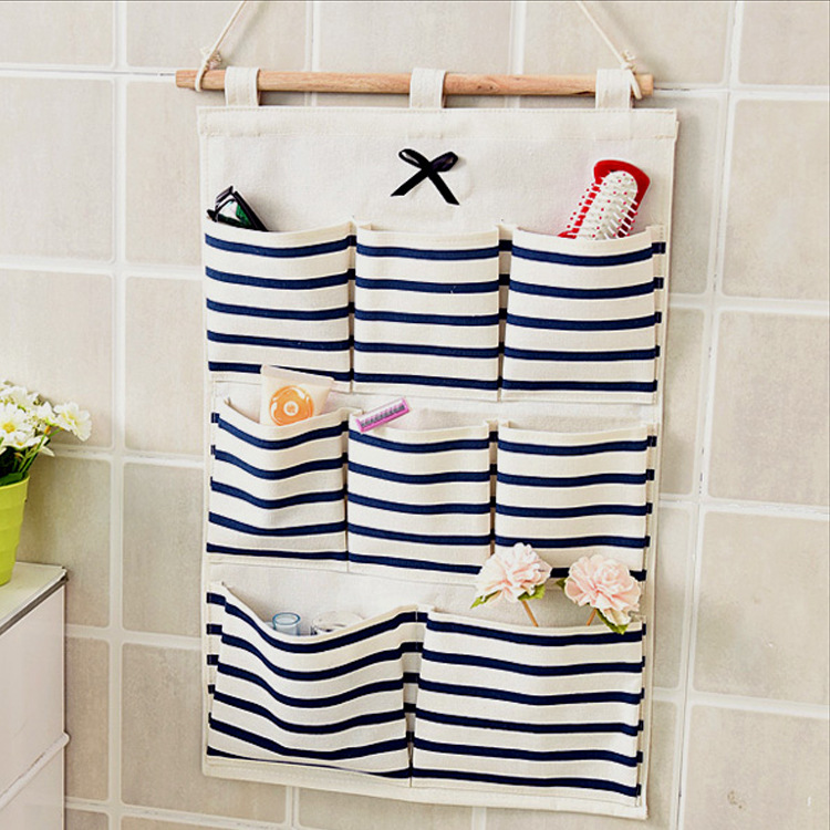 Creative wall hanging multi-layer large-scale hung bag of cotton debris after receiving door multi-layer large-scale hung bag