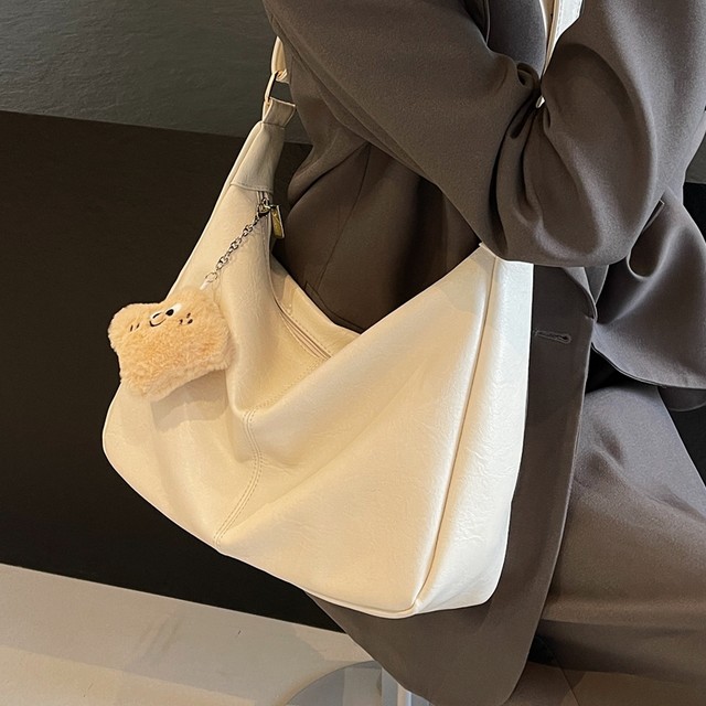 Off-white soft large-capacity crossbody bag 2024 new trendy fashion versatile casual shoulder bag