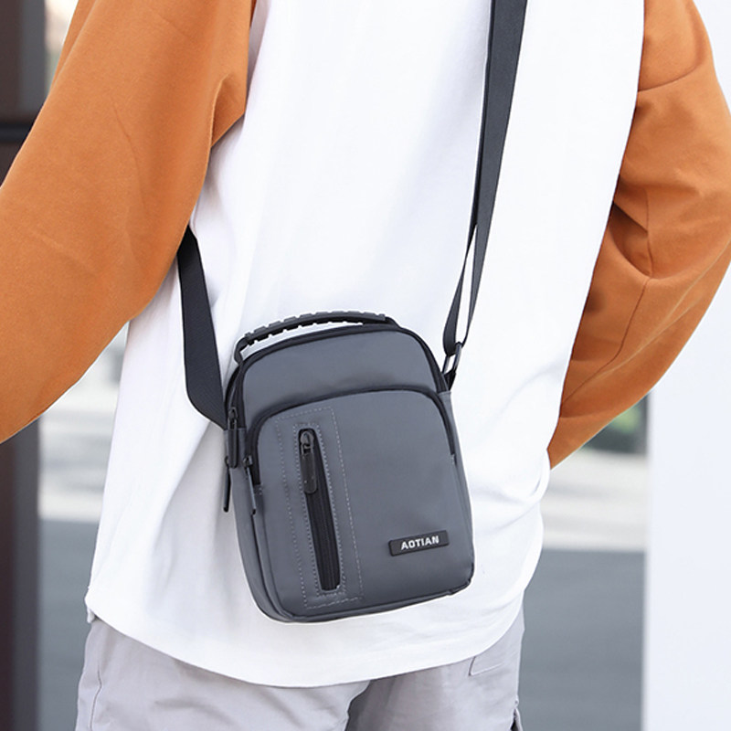 Multi-function summer mini-man bag bag bag bag bag bag bag bag bag chang mobile phone nylon male bag powder water