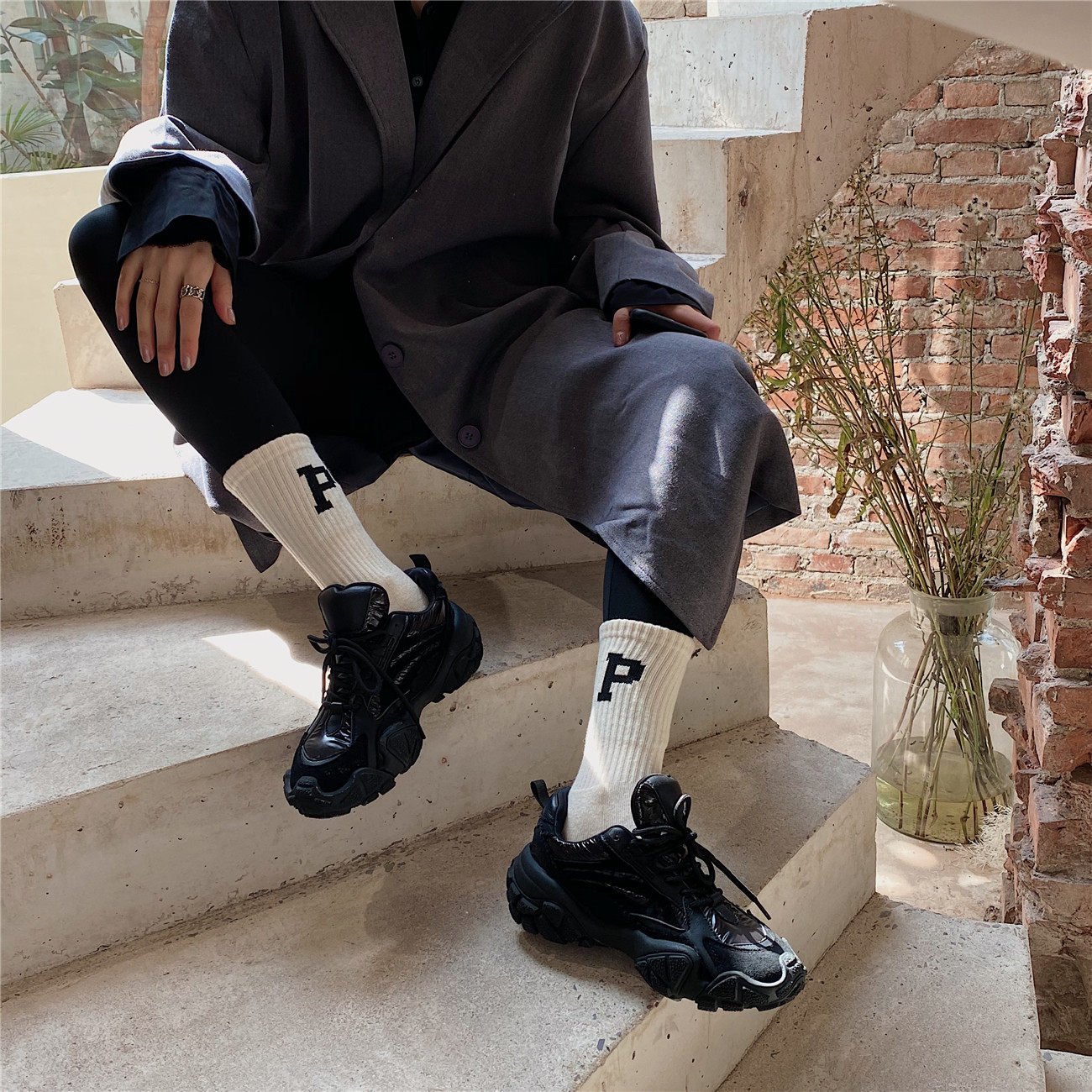 LET ME SEE Alphabet Hair Loops SILO SOCKS WOMEN INS TREND 100 LAP STREET FALL PURE COTTON AUTUMN WINTER LONG SOCKS