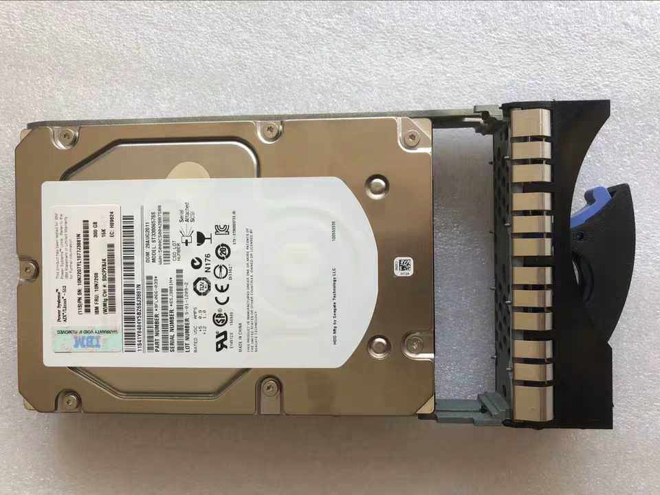 IBM 3648 10N7234 42R5648 10N7207 10N7208 300G 15K SAS
