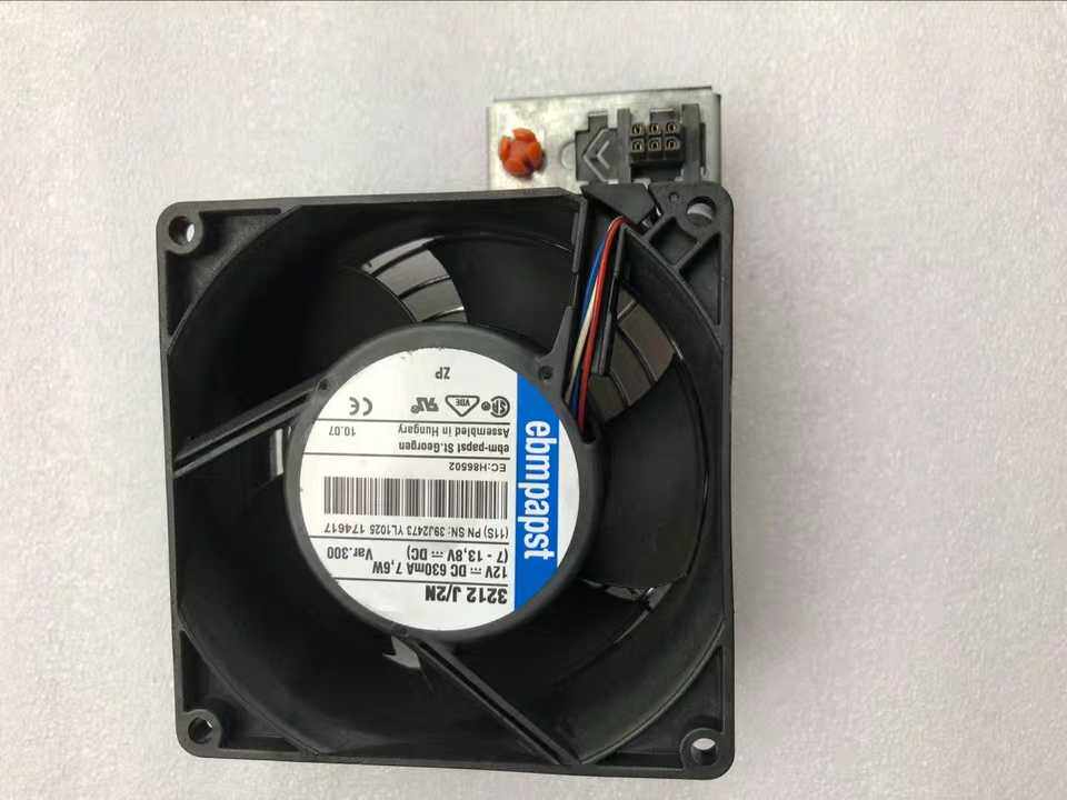 IBM P520 P52A FRU:97P4479 FRU:97P4479 97P3153 39J2473 39J2473 spot