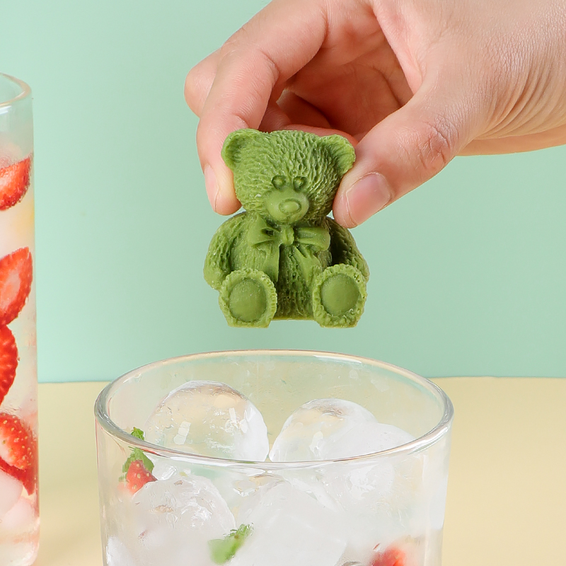 Bear ice cube mold silicone net red bear ice mold coffee milk tea chocolate grinder ice box cute ice box