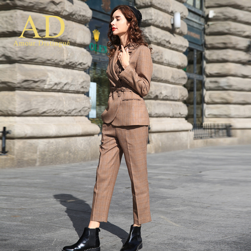 Tailleur femme - Ref 3244208 Image 3