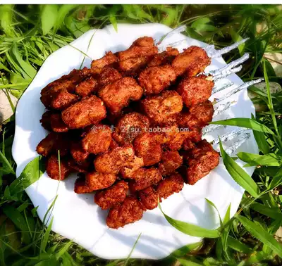 (Frozen) three good skewers happy 240g bag vegan skewers cumin artificial plant meat