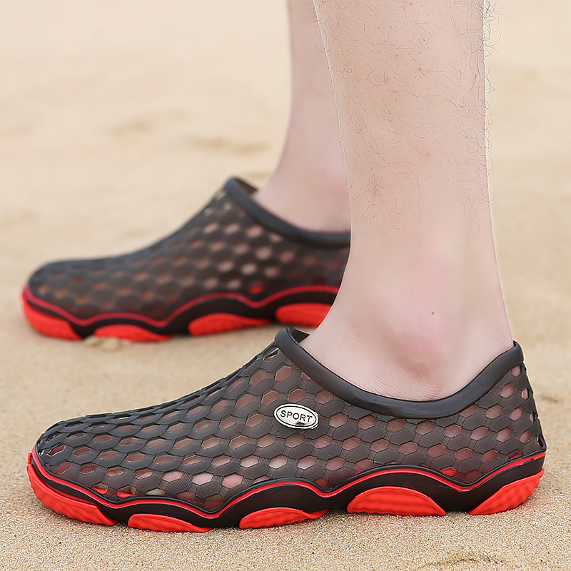 Summer bird's nest slippers men's summer fashion outside wear large size sandals beach shoes outdoor Baotou hole shoes men's sandals tide