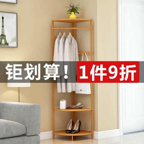 Корнерская кадр с твердым древесиной