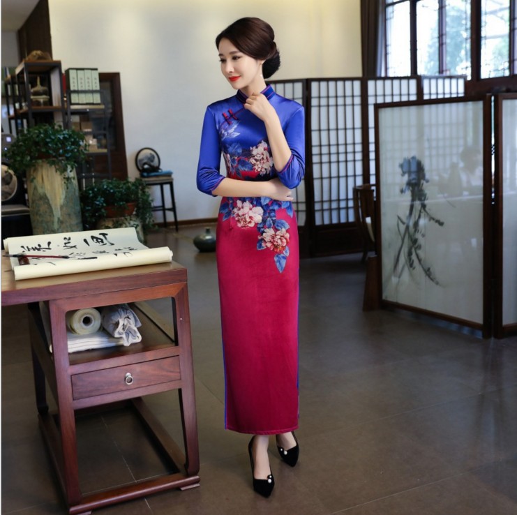 Mùa xuân 2019 mới retro thon gọn giảm béo dài đoạn nhung kích thước lớn trang phục sân khấu mẹ sườn xám mẫu thời trang áo sơ mi nữ tuổi 50
