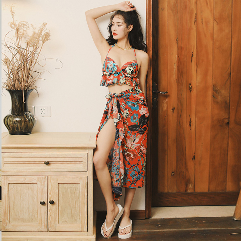 Bikini women's three-piece sexy small chest gathered steel support retro hot spring small fragrance beach swimsuit