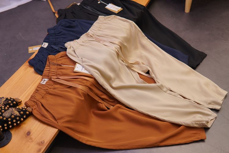 Tencel mát mẻ điều hòa không khí quần mùa hè phần mỏng đàn hồi eo tie quần hậu cung cao eo bìa thịt quần âu tám quần quần baggi nữ công sở