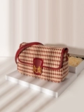 【Возбужденная Houndstrap Love】 Красная клетчатая сумка для почтового парня 2024 Высококачественная свадебная сумка для невесты доступна для женщин каждый день