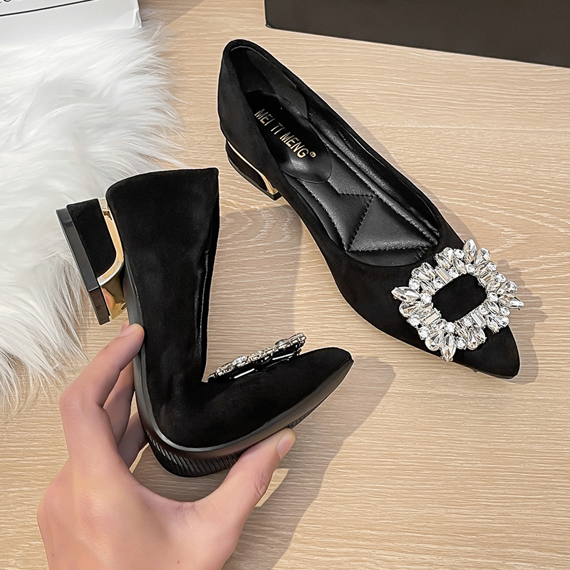 Pointed Toe Shoes for Women 2026 New Spring and Autumn French Style Low Heel Rhinestone Elegant Professional Chunky Heel Flat Black Work Shoes Pointed Toe Shoes for Women 2026 New Spring and Autumn French Style Low Heel Rhinestone Elegant Professional Chunky Heel Flat Black Work Shoes