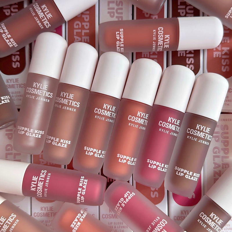 Arcadia Kylie Supple Kiss Lip Glaze Is a Popular Soft Kiss Lip Glaze Arcadia Kylie Supple Kiss Lip Glaze Is a Popular Soft Kiss Lip Glaze