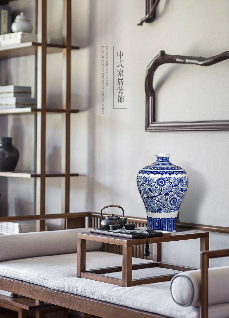 Antique vase of blue and white porcelain of jingdezhen ceramics furnishing articles sitting room be born Chinese style household adornment large arranging flowers