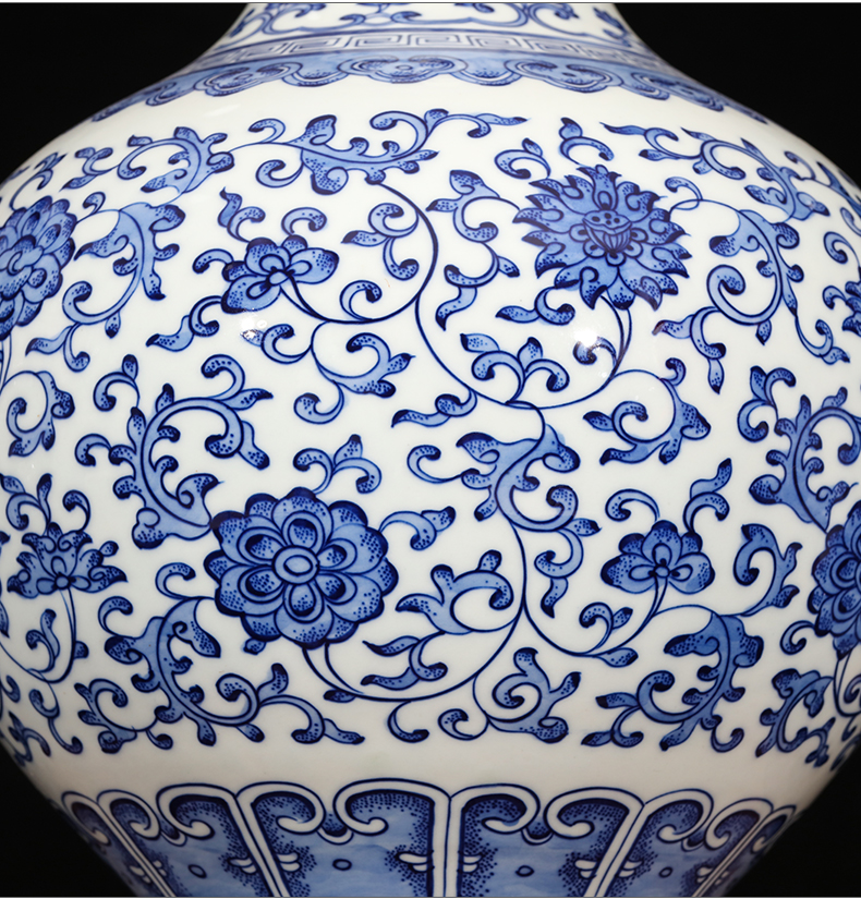 Jingdezhen ceramics imitation yongzheng hand - made of blue and white porcelain vases, new classical Chinese style home furnishing articles sitting room