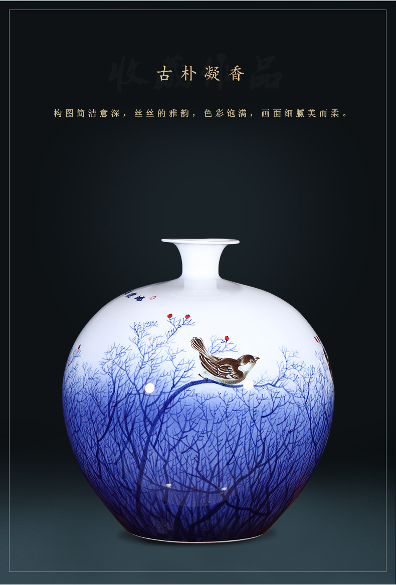 The Master of jingdezhen ceramics hand - made furnishing articles large new Chinese blue and white porcelain vase sitting room adornment is placed