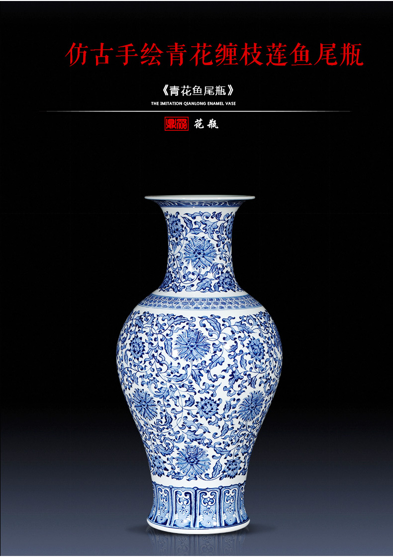 Jingdezhen ceramics imitation qianlong blue and white porcelain vases, flower arrangement furnishing articles of new Chinese style porch decoration decoration