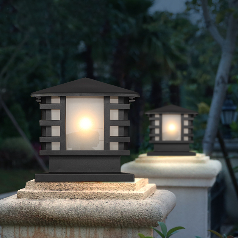 Column head lamp wall lamp Villa courtyard gate lamp Chinese retro garden landscape lawn lamp