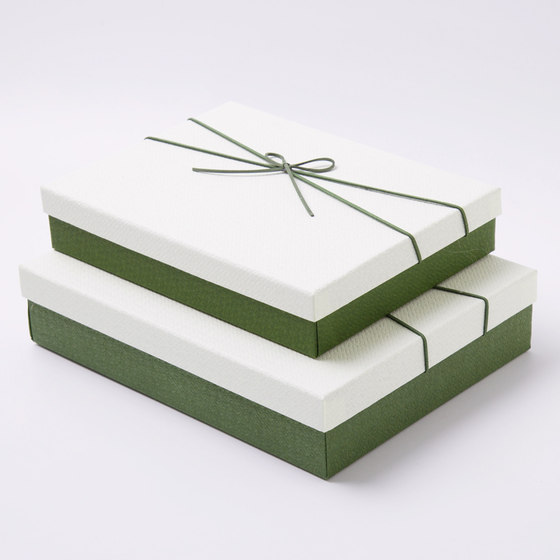Creative gift box empty box large scarf pajamas high-end niche gift box birthday gift box green