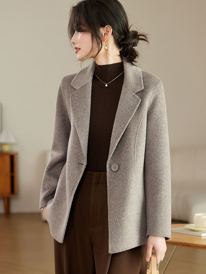 High-End Double-Sided Cashmere Coat for Women, Short Style, 2025 New Autumn and Winter Slim Fit, Elegant and Sophisticated Woolen Blazer